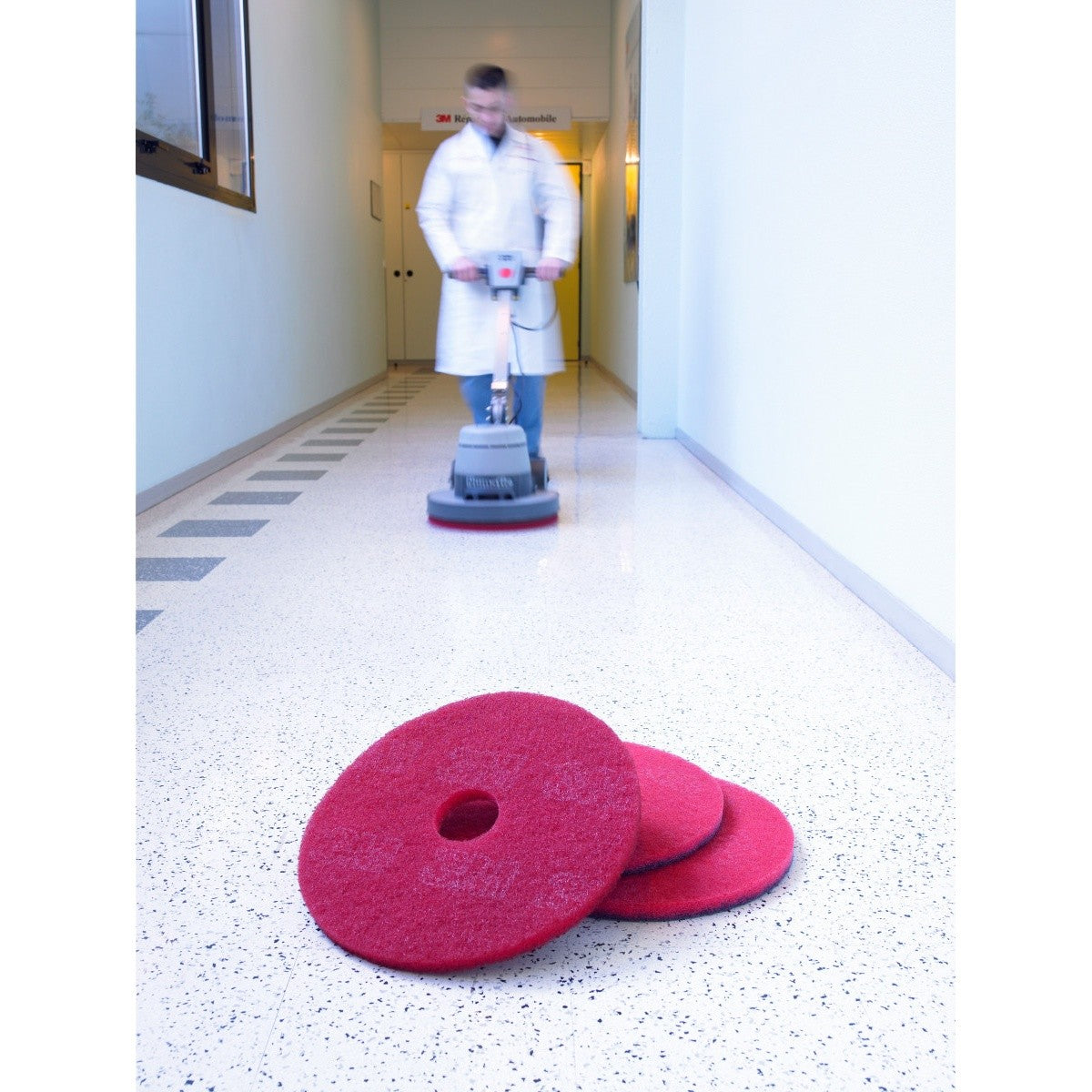 3M 5100 Red Buffer Pad, Red, 17 in x 1 in, Center Hole, 175-600 RPM (7000000662) (5 Pack) - 4