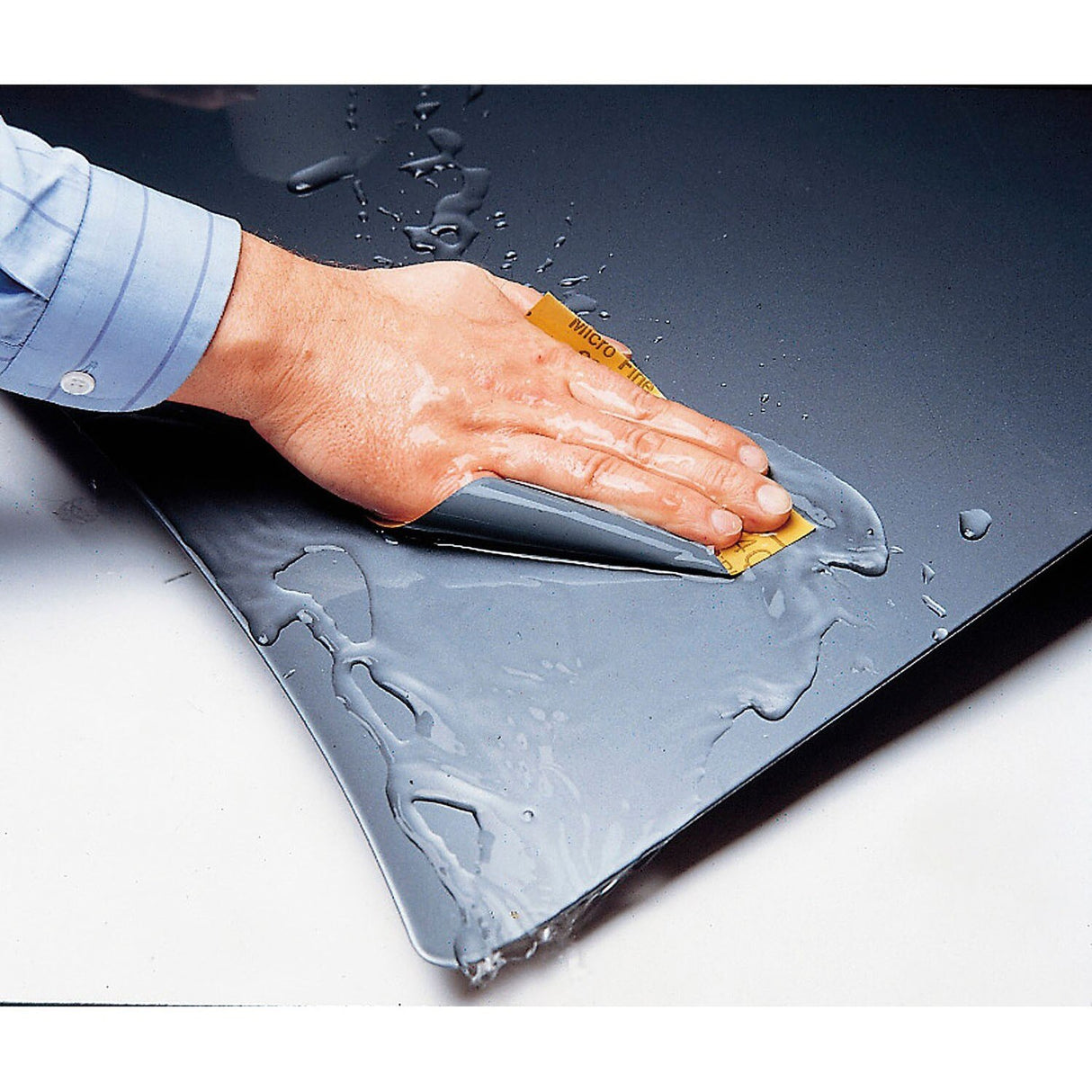 3M 434Q 02624 Abrasive Sheet, Silicon Carbide 2000 Grit, Black, 5-1/2 in x 9 in, Wet/Dry Sandpaper Sheets for Auto Sanding and Paint Prep (7000120122) (250 Pack) - 9