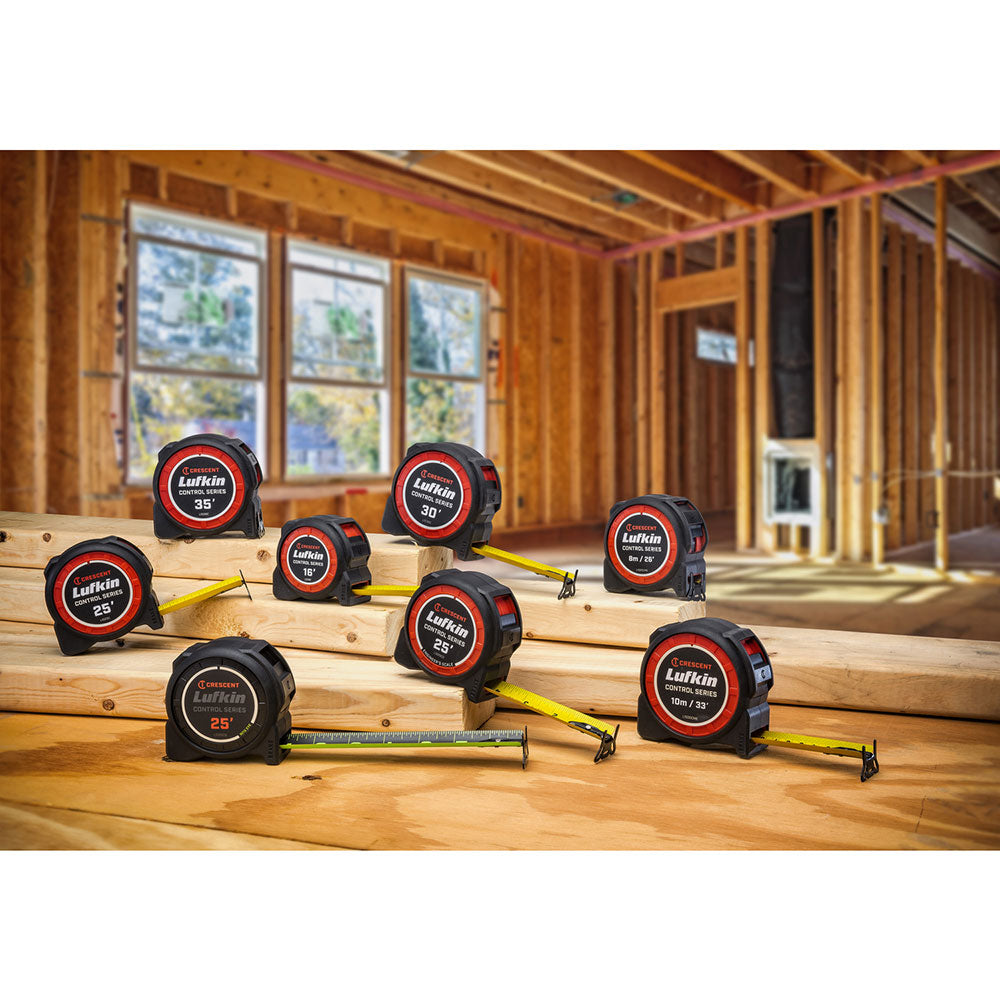 Crescent Lufkin L1025CME 1-3/16" x 7m/25' Command Control Series Yellow Clad Tape Measure - 6