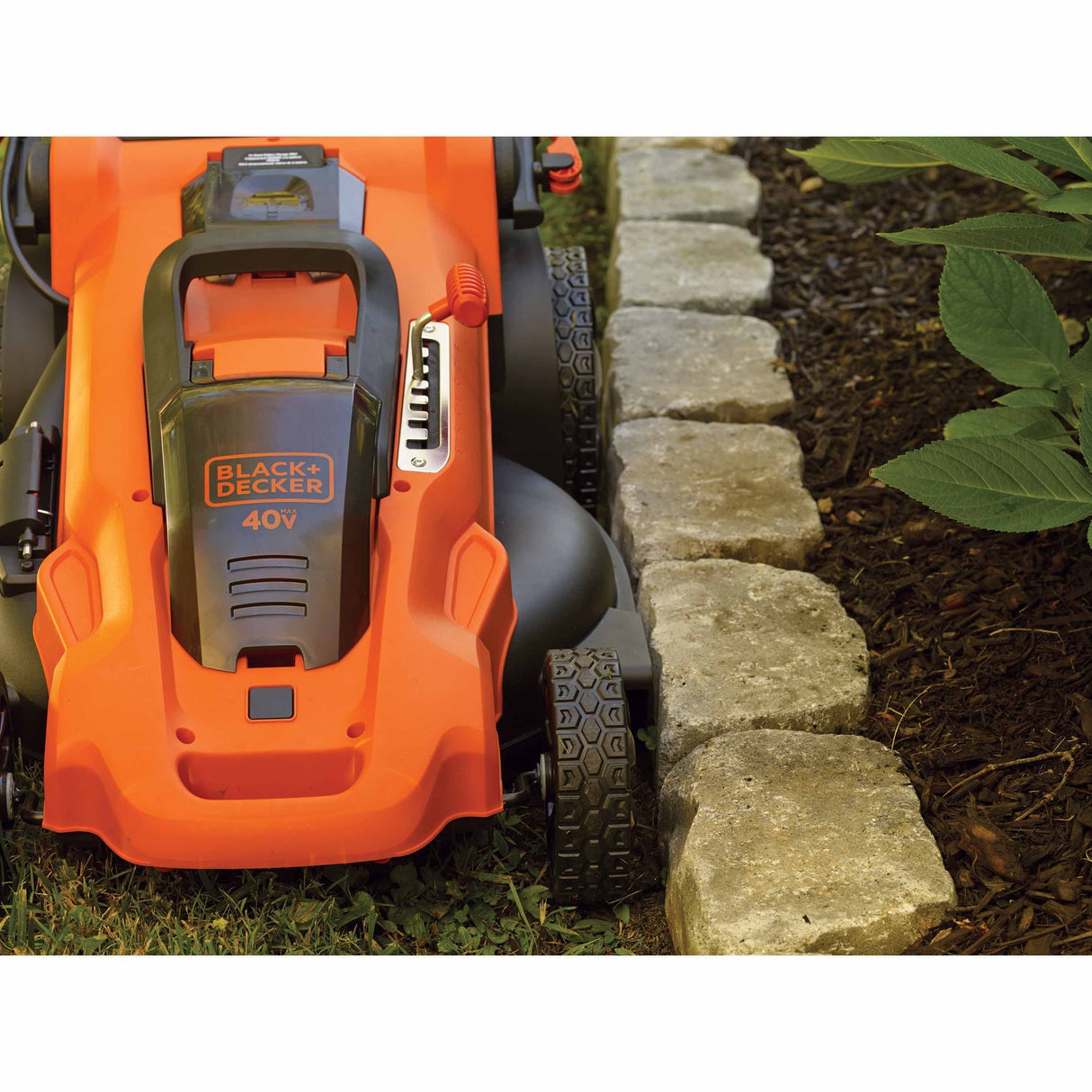 Black & Decker CM2040 40V 20 IN LITHIUM MOWER - 12