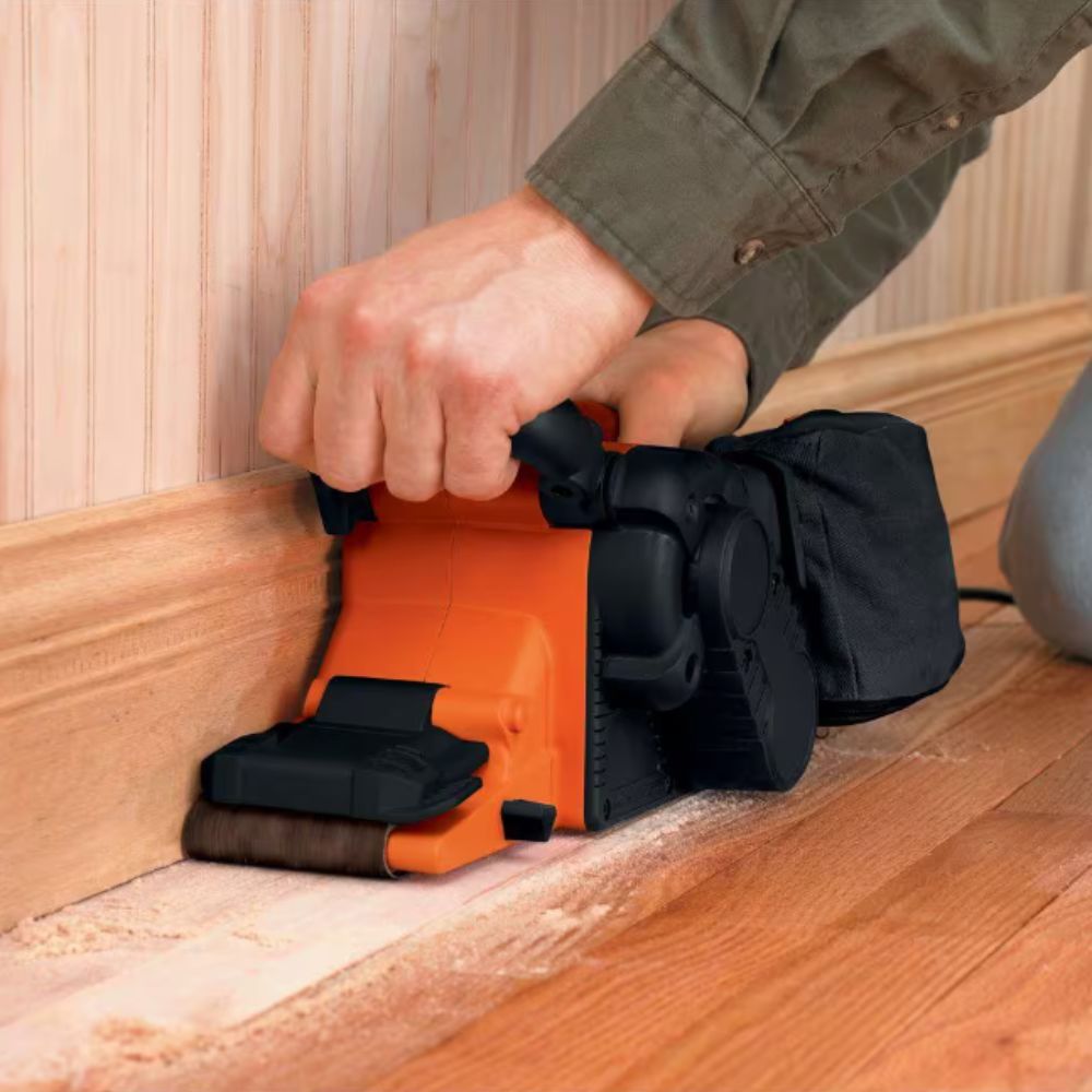 Black & Decker DS321 1 3-In x 21-In Dragster Belt Sander - 3