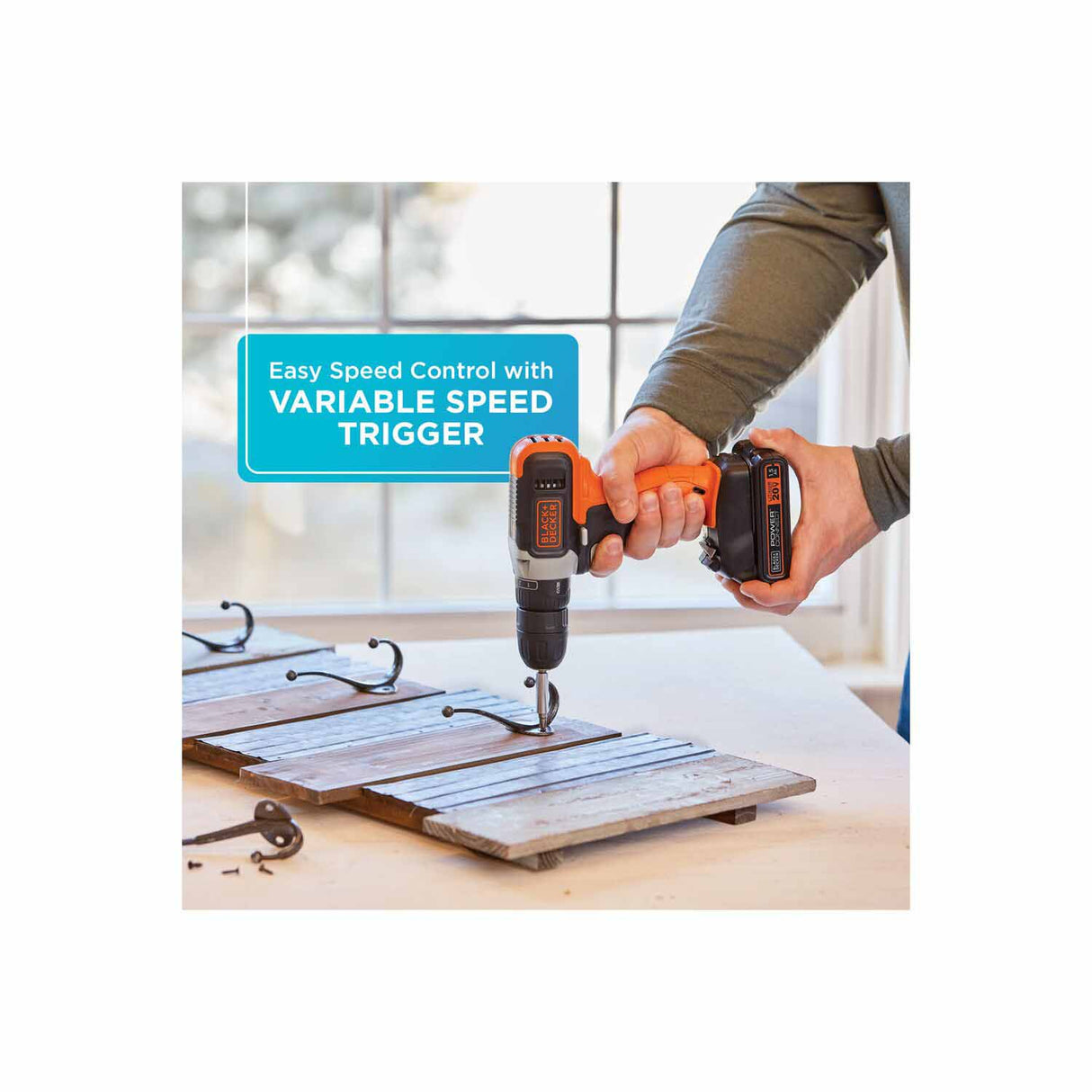 Black & Decker BCD702C1 20V MAX Cordless Drill (BCD702C1) - 4