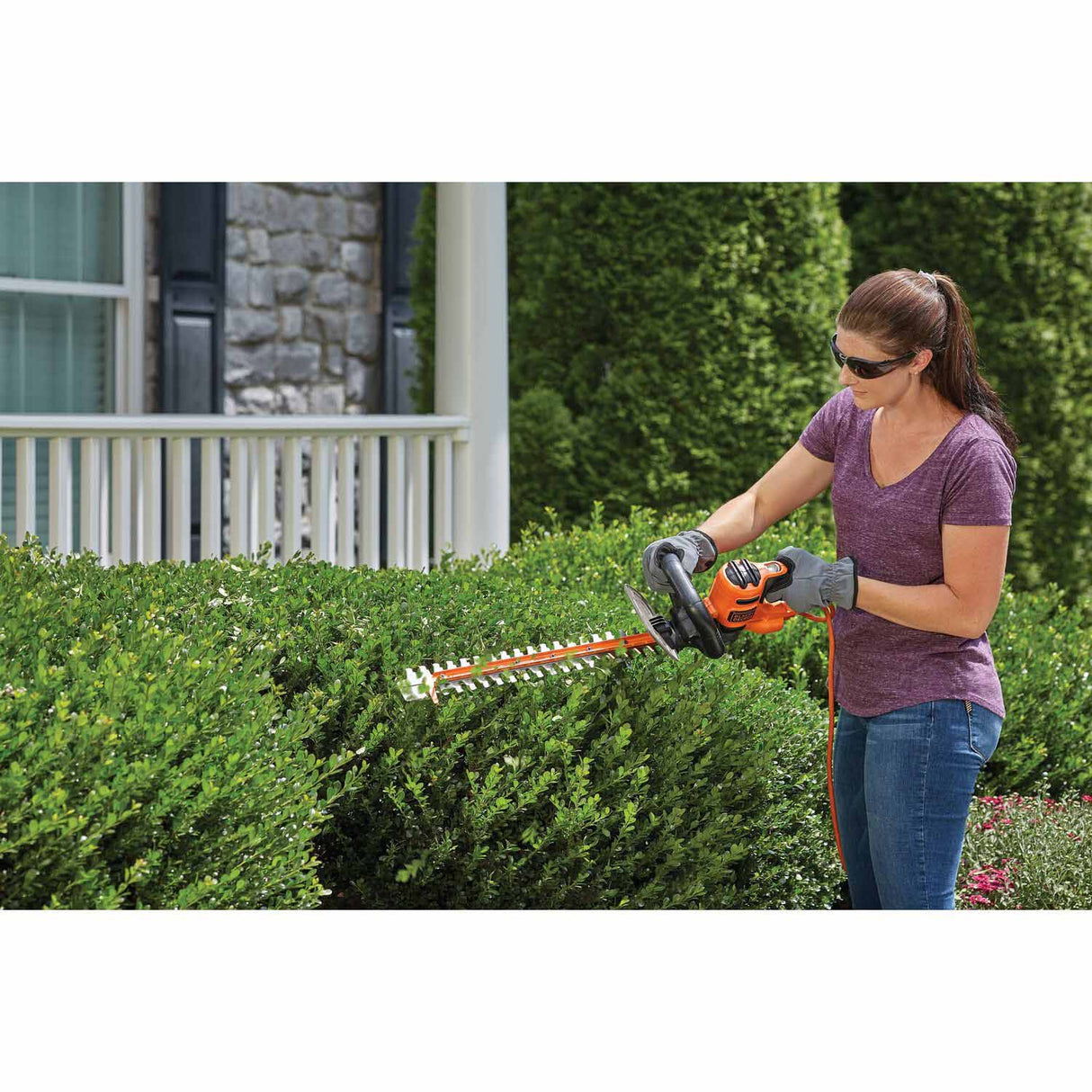 Black & Decker BEHTS400 22 in. SAWBLADE™ Electric Hedge Trimmer - 6