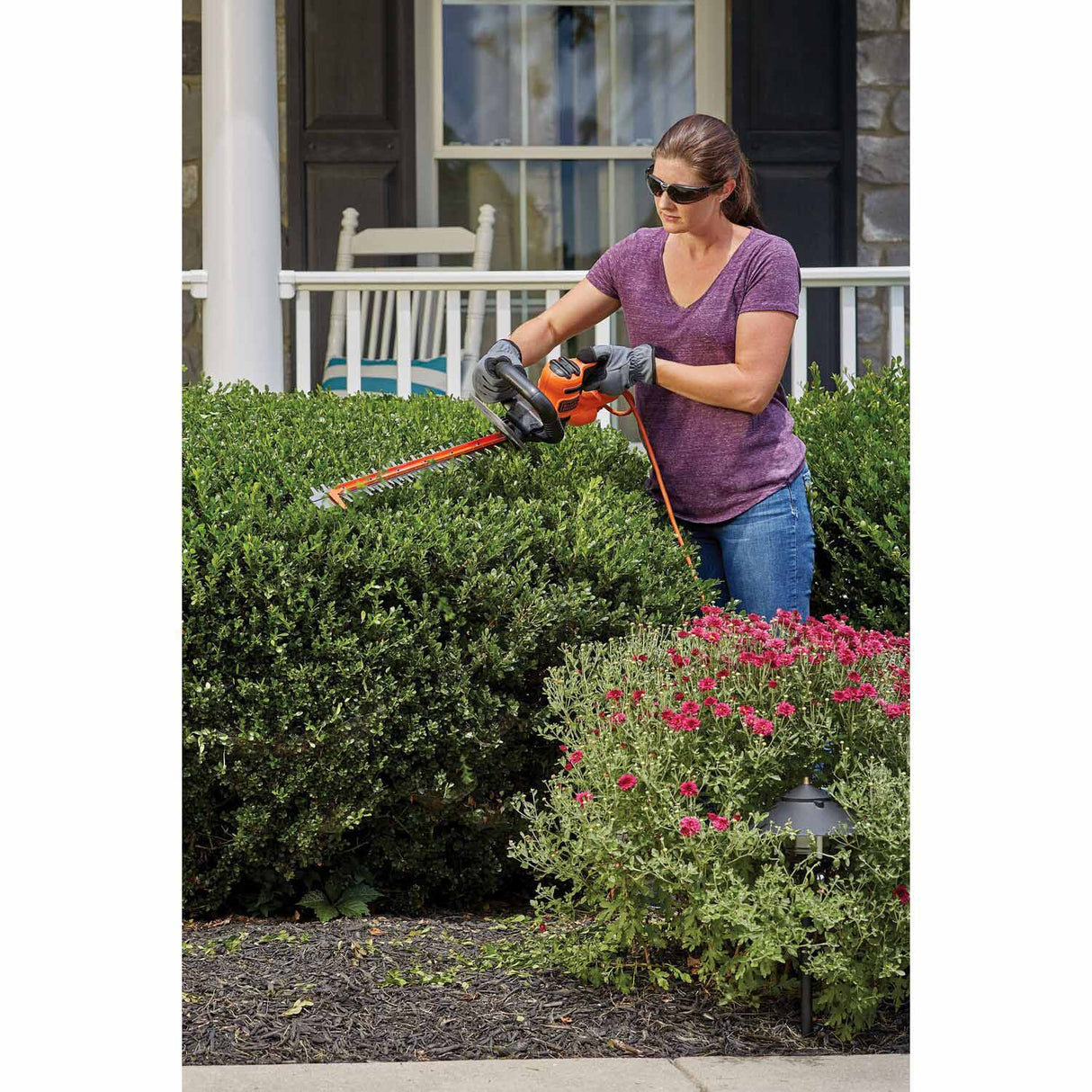 Black & Decker BEHTS400 22 in. SAWBLADE™ Electric Hedge Trimmer - 7