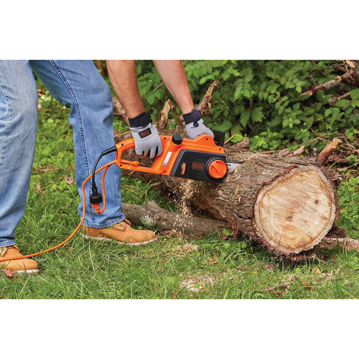 Black & Decker CS1216 12 Amp 16 in. Chainsaw (CS1216) - 6