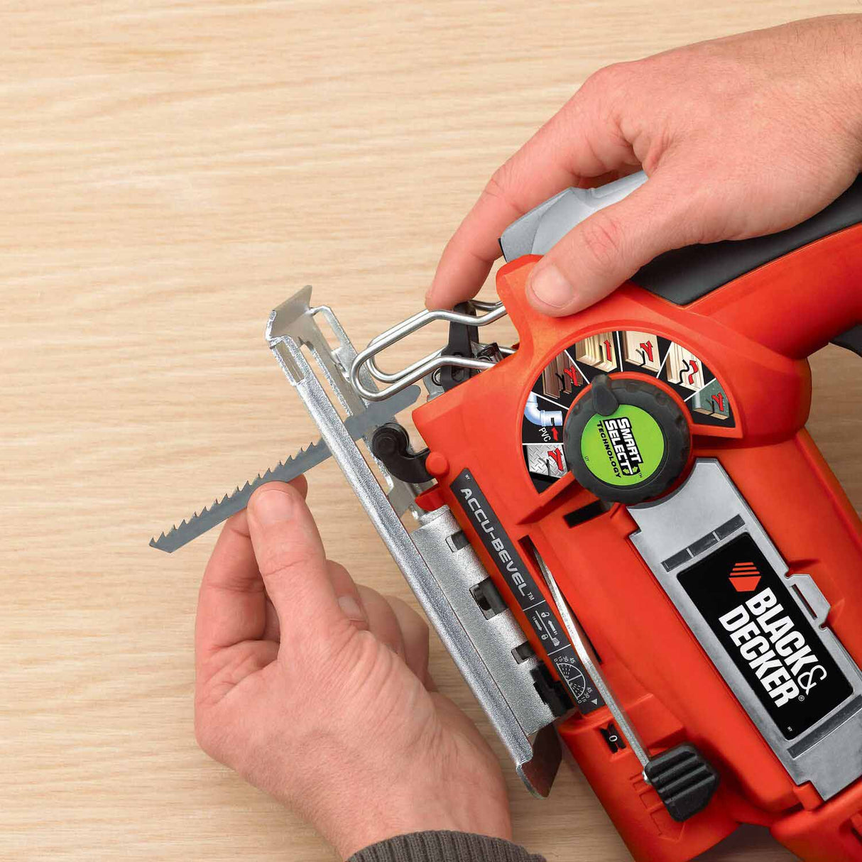 Black & Decker JS670V Line Finder Orbital Jigsaw with Smart Select Technology - 9