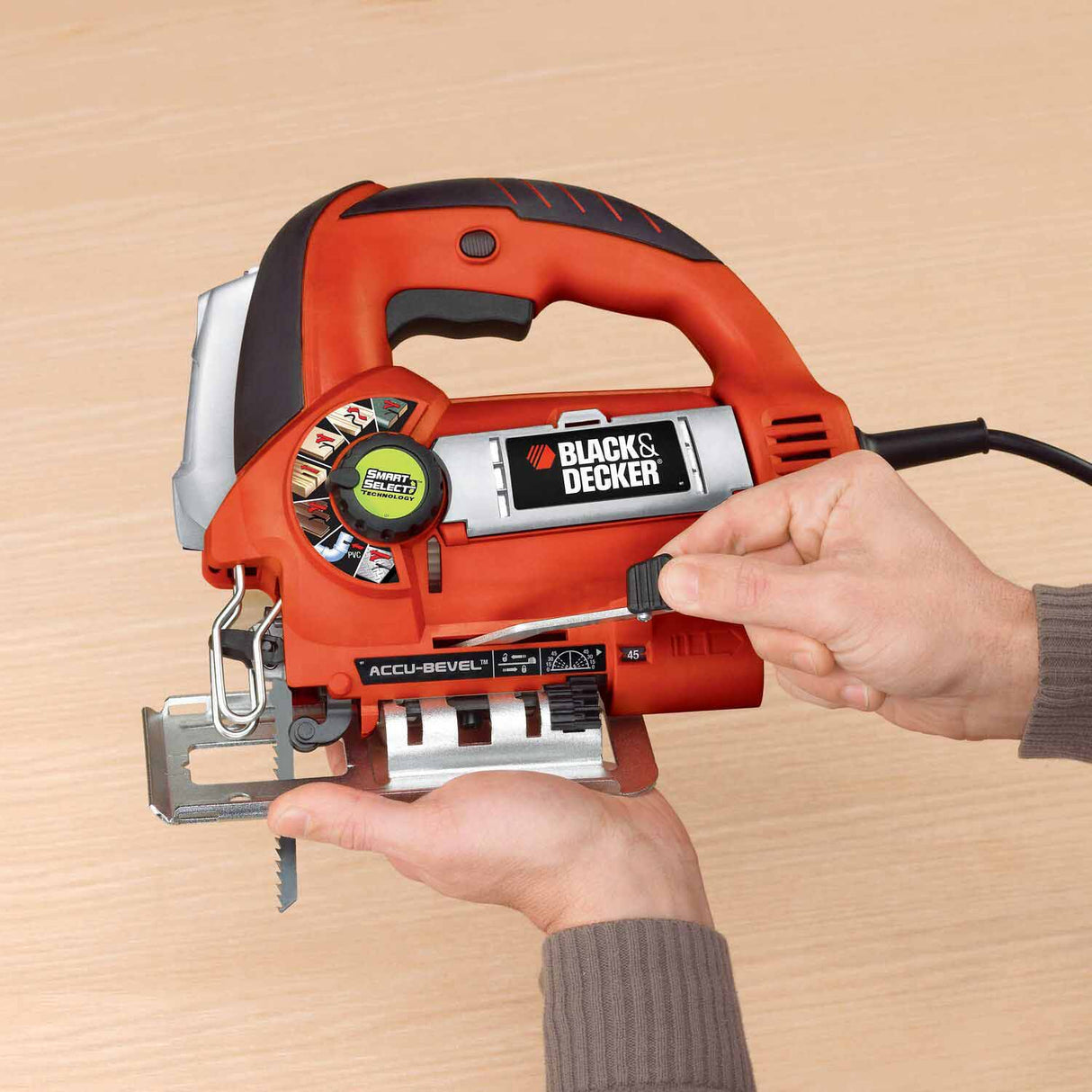 Black & Decker JS670V Line Finder Orbital Jigsaw with Smart Select Technology - 13