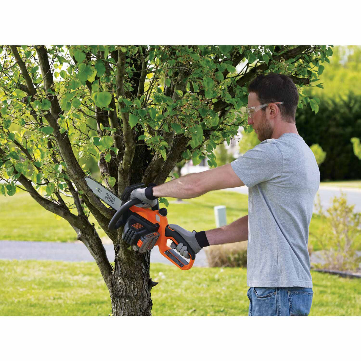 Black & Decker LCS1020 LCS1020 - 10 in. 20V MAX* Lithium Chainsaw (LCS1020) - 12