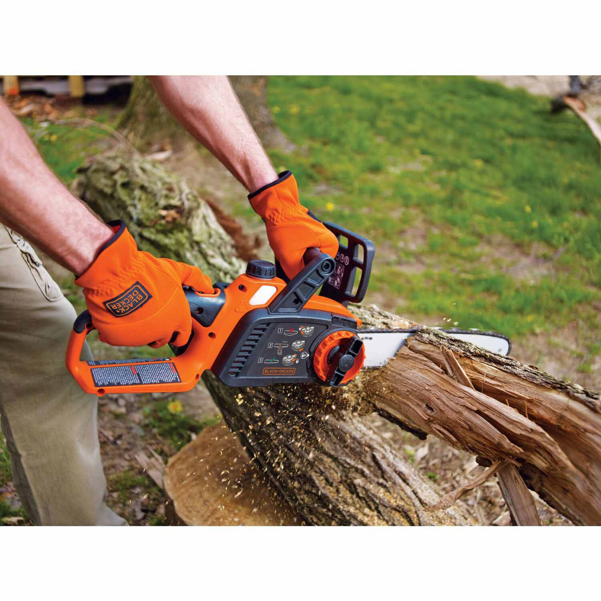 Black & Decker LCS1240 40V MAX* Lithium 12 in. Chainsaw (LCS1240) - 18