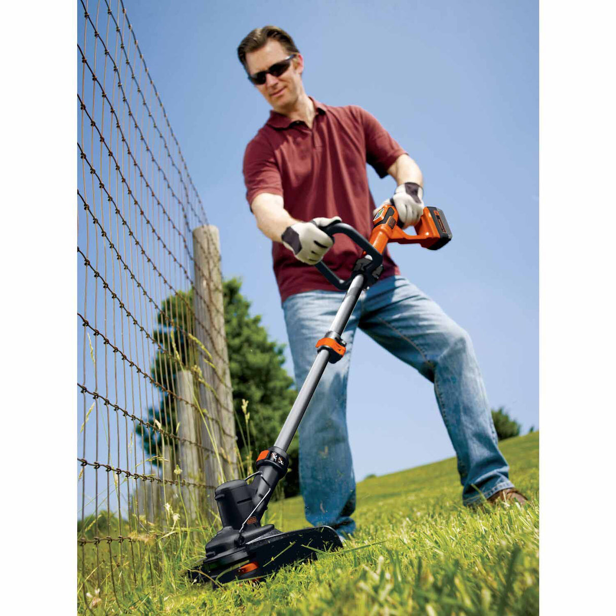Black & Decker LST136B 40V MAX* Lithium High Performance String Trimmer with PowerCommand™ (LST136B) - 4