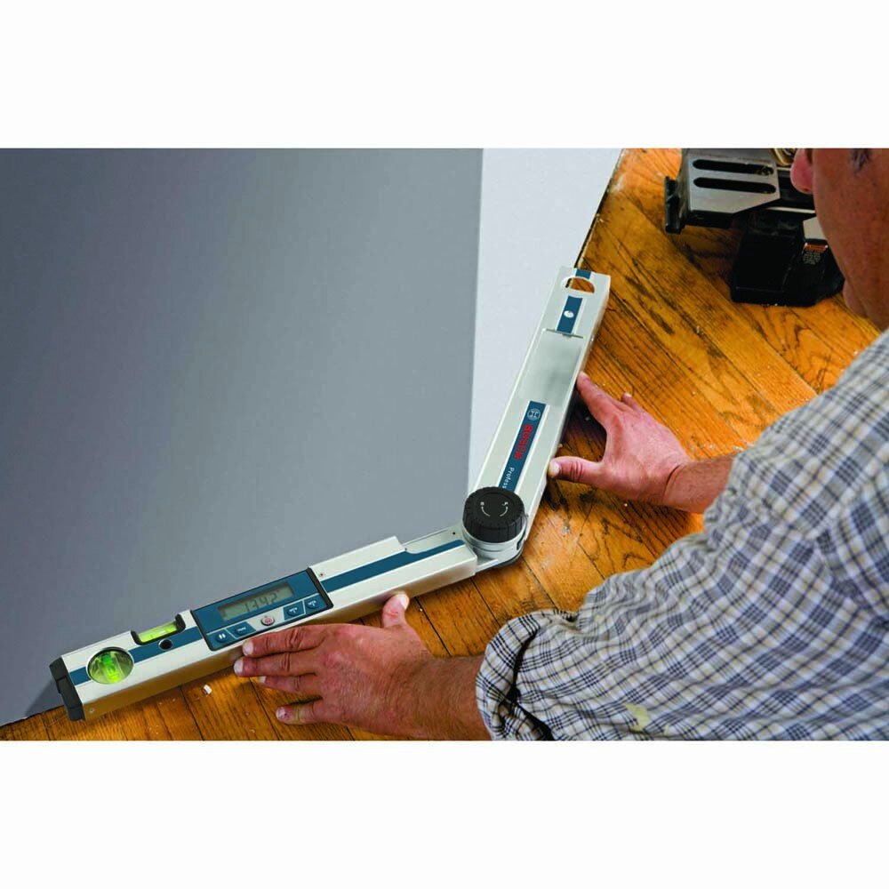 Bosch GAM 220 MF 17.6" Digital Angle Finder with Miter Calculator and Level - 8
