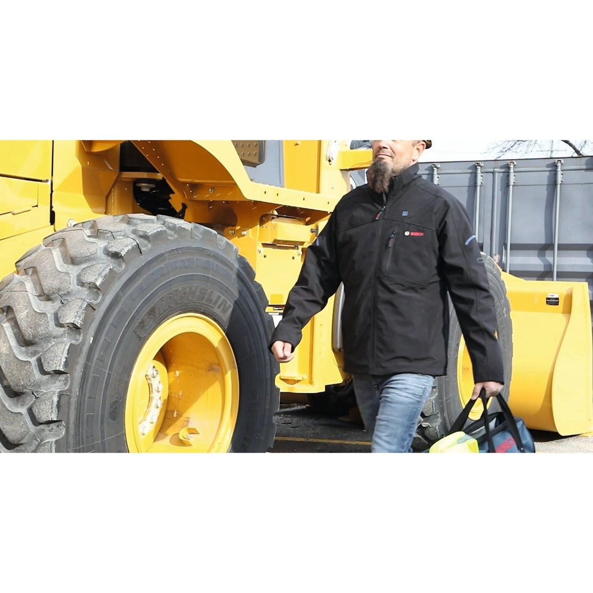 Bosch GHJ12V-20XLN12 12V Max Heated Jacket Kit with Portable Power Adapter Size XLarge - 2