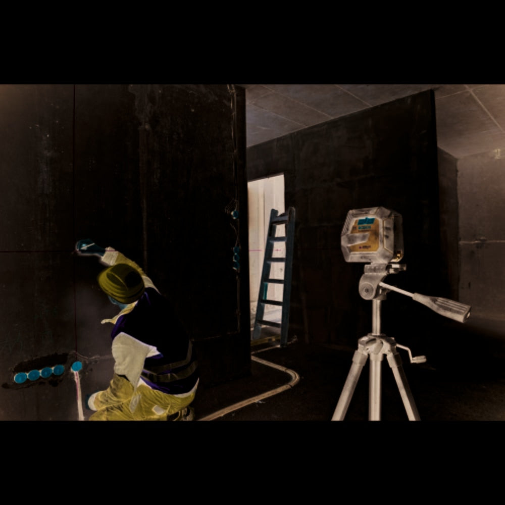 Bosch GLL100-40G Green-Beam Self-Leveling Cross-Line Laser - 6