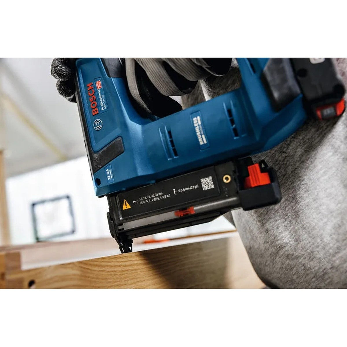 Bosch GNH18V-35N 18V Brushless 23-Gauge Pin Nailer (Tool Only) - 3