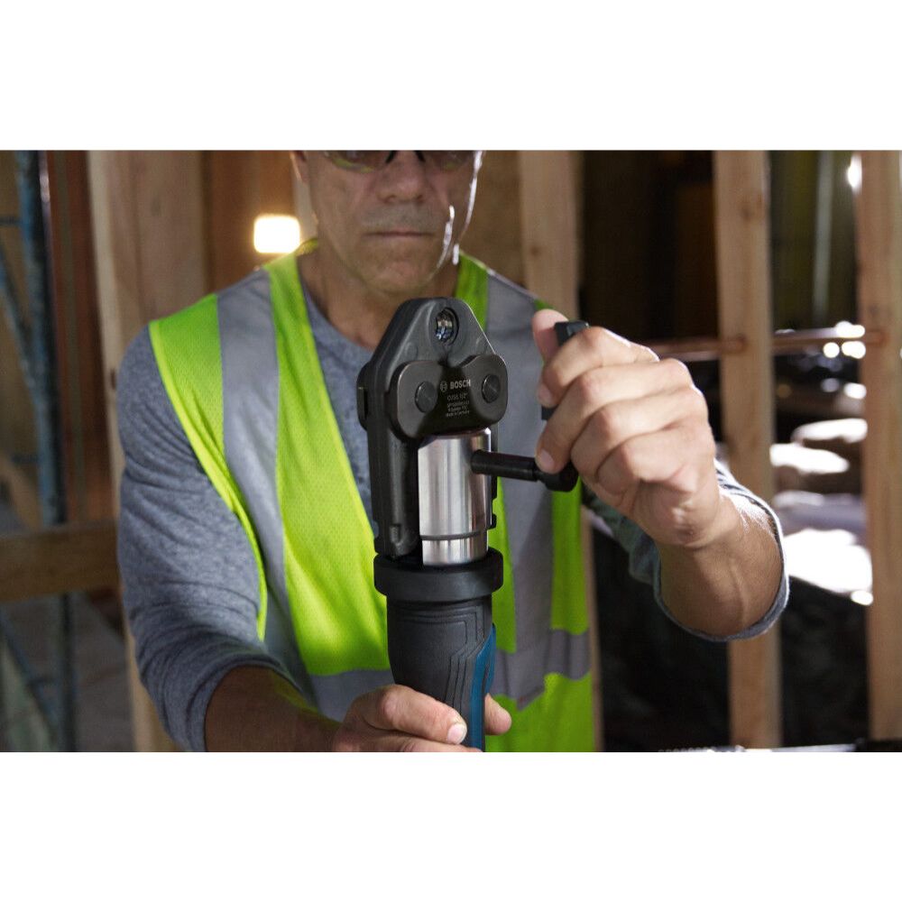 Bosch GPT18V-32L14 Press Tool Kit W/ 1/2", 3/4", and 1" Jaws, (1) CORE18V 4 Ah Battery & (1) GAL18V-40 18V Standard Charger - 7