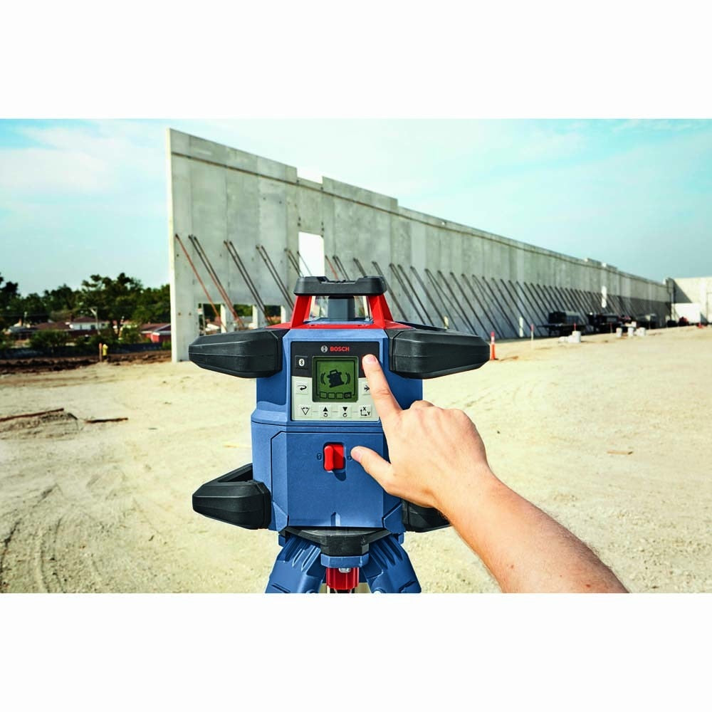 Bosch GRL4000-80CHVK 18V REVOLVE4000 Connected Self-Leveling Horizontal/Vertical Rotary Laser Kit - 4