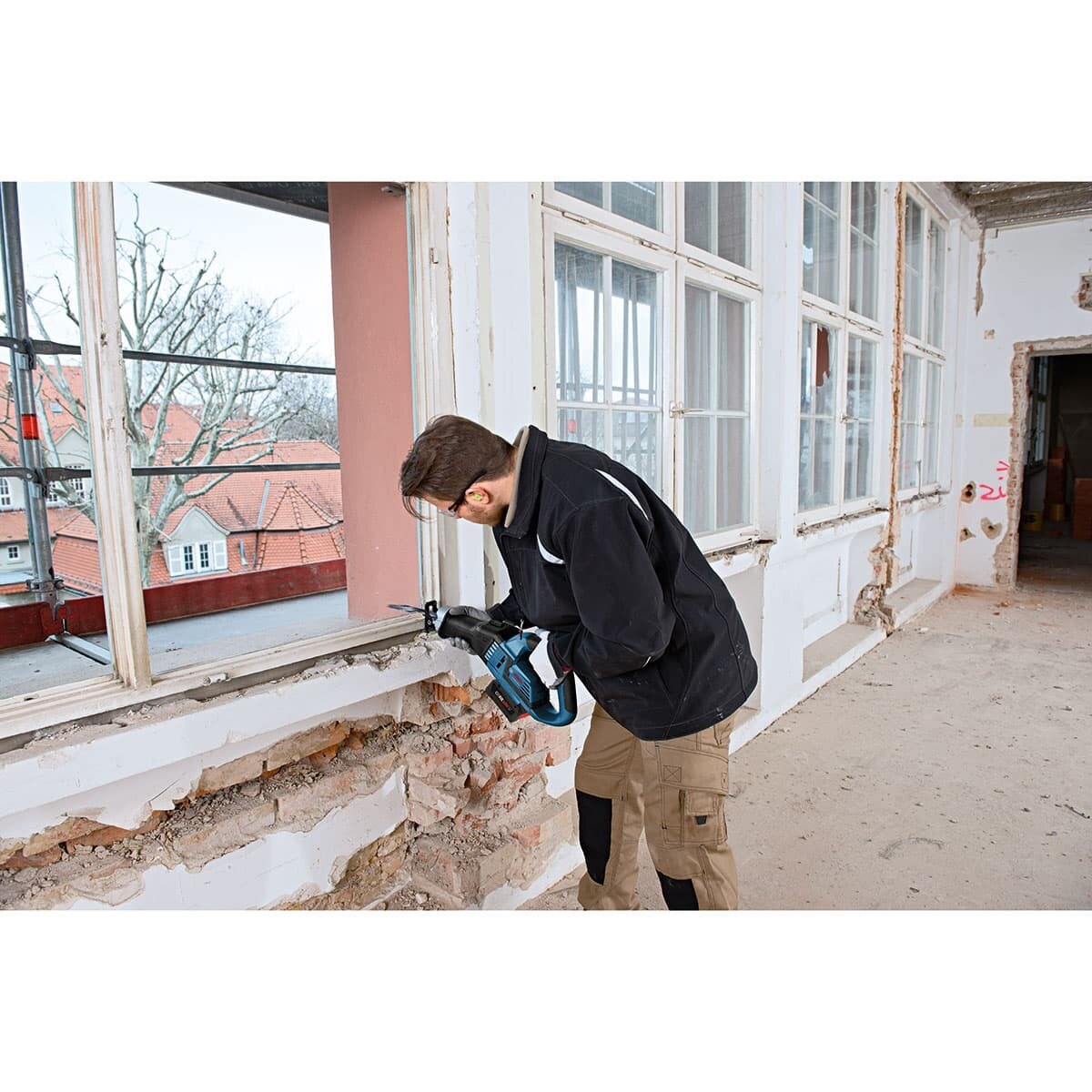 Bosch GSA18V-125N 18V EC BL 1-1/4"-Stroke Multi-Grip Reciprocating Saw - 6