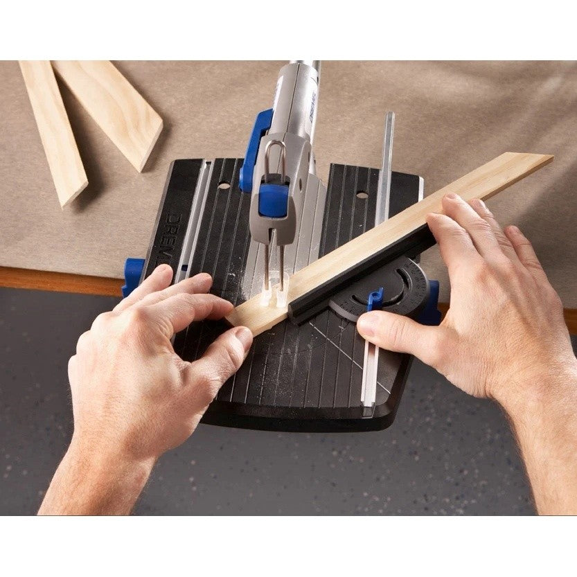 Bosch MS20-01 120 Volt Variable Speed Moto-Saw Scroll and Coping Saw Kit with 9.84" Throat Depth - 3