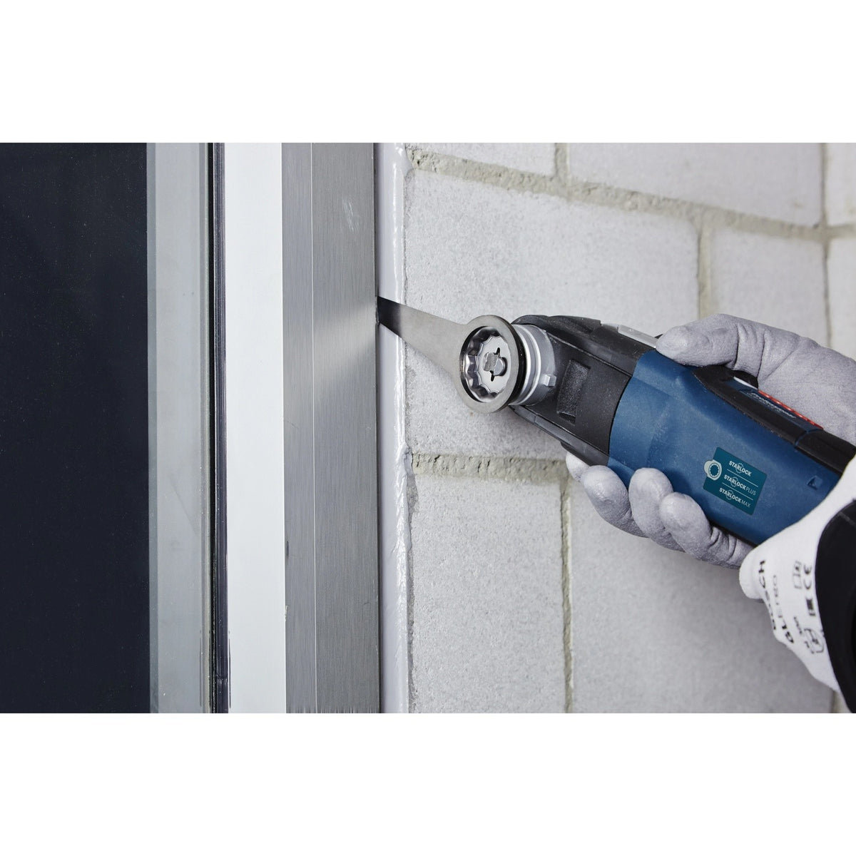 Bosch OSM314K 3-1/4" StarlockMax Oscillating Multi Tool Sealant Knife for Soft Material - 2