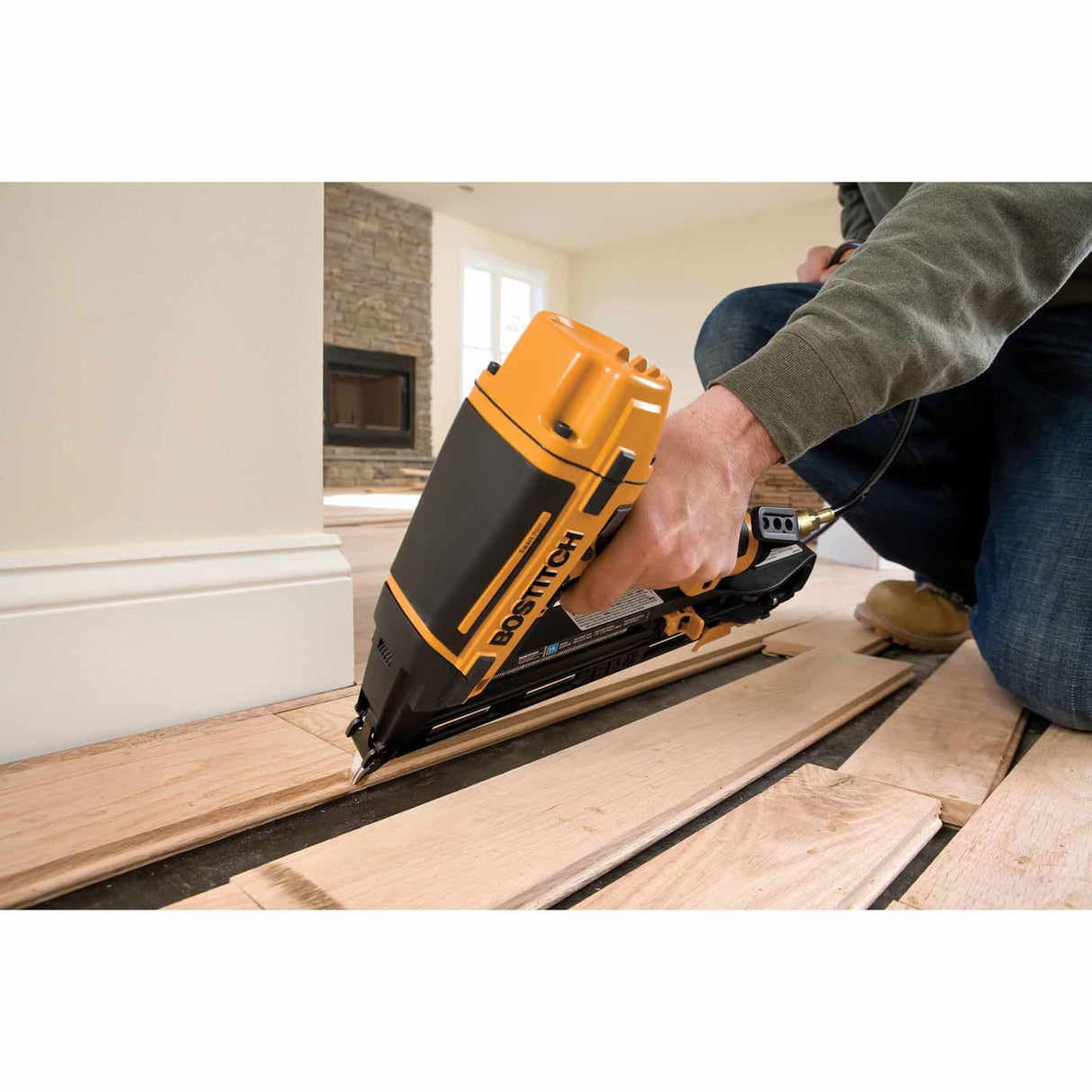 Bostitch BTFP72156 SMART POINT 15GA FN FINISH NAILER KIT - 4