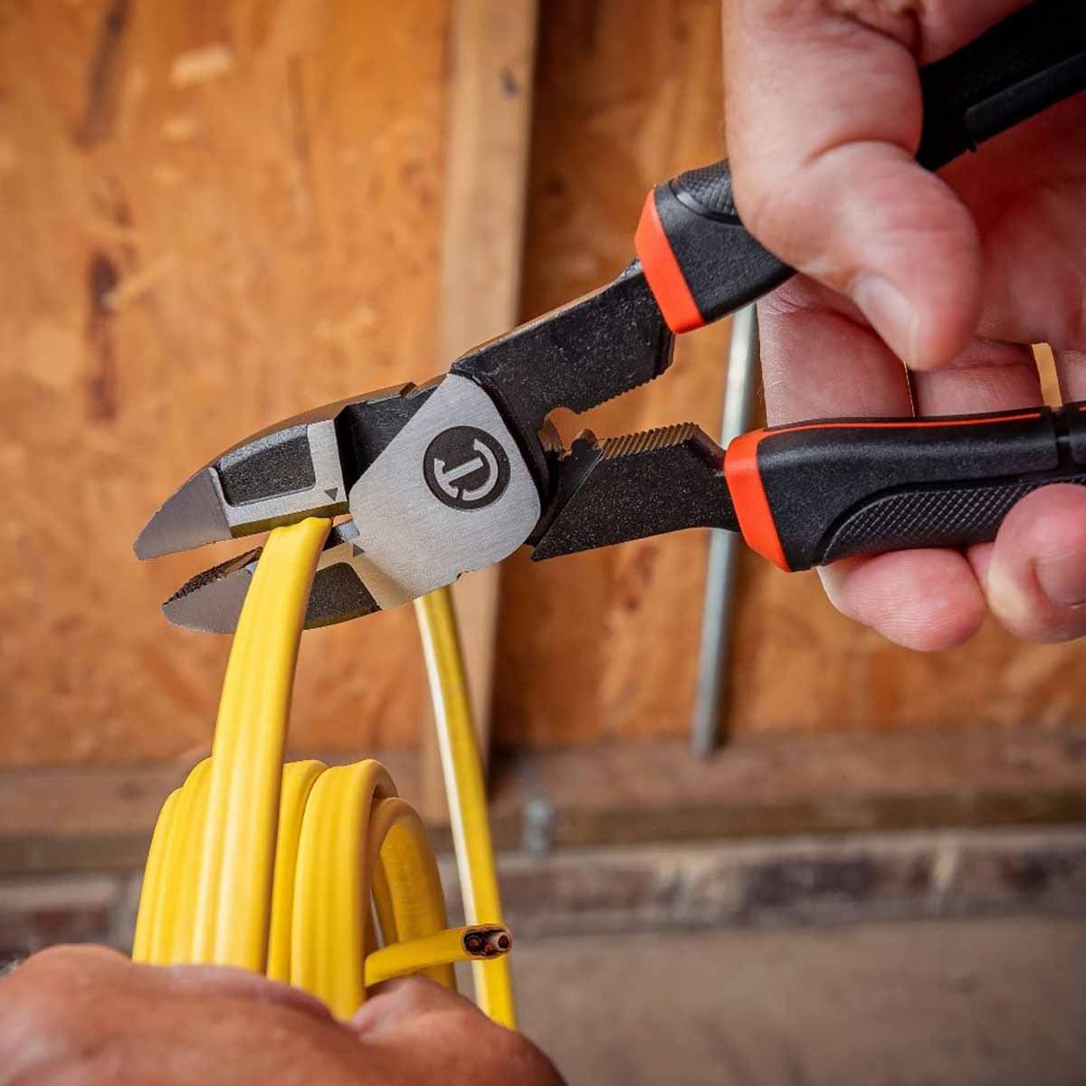 Crescent Z20509CG 9-1/2" Z2 Dual Material Lineman's Pliers - 9