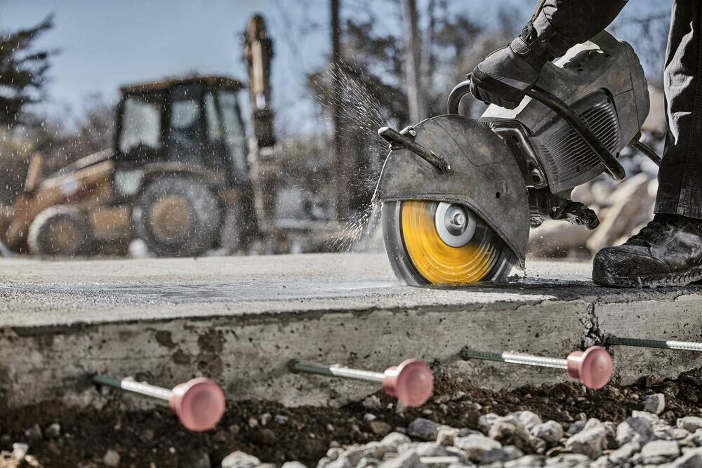 DeWalt DW47437 14IN SEGMENTED XP7 REINFORCED CONCRETE - 2