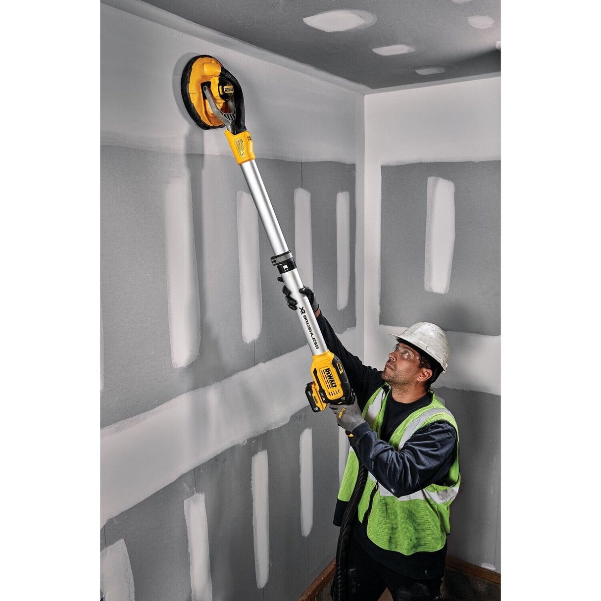 DeWalt DCE800P1 20V Max Brushless Cordless Drywall Sander Kit with Telescoping Shaft and Wireless Tool Control (5Ah Battery, Charger) - 8