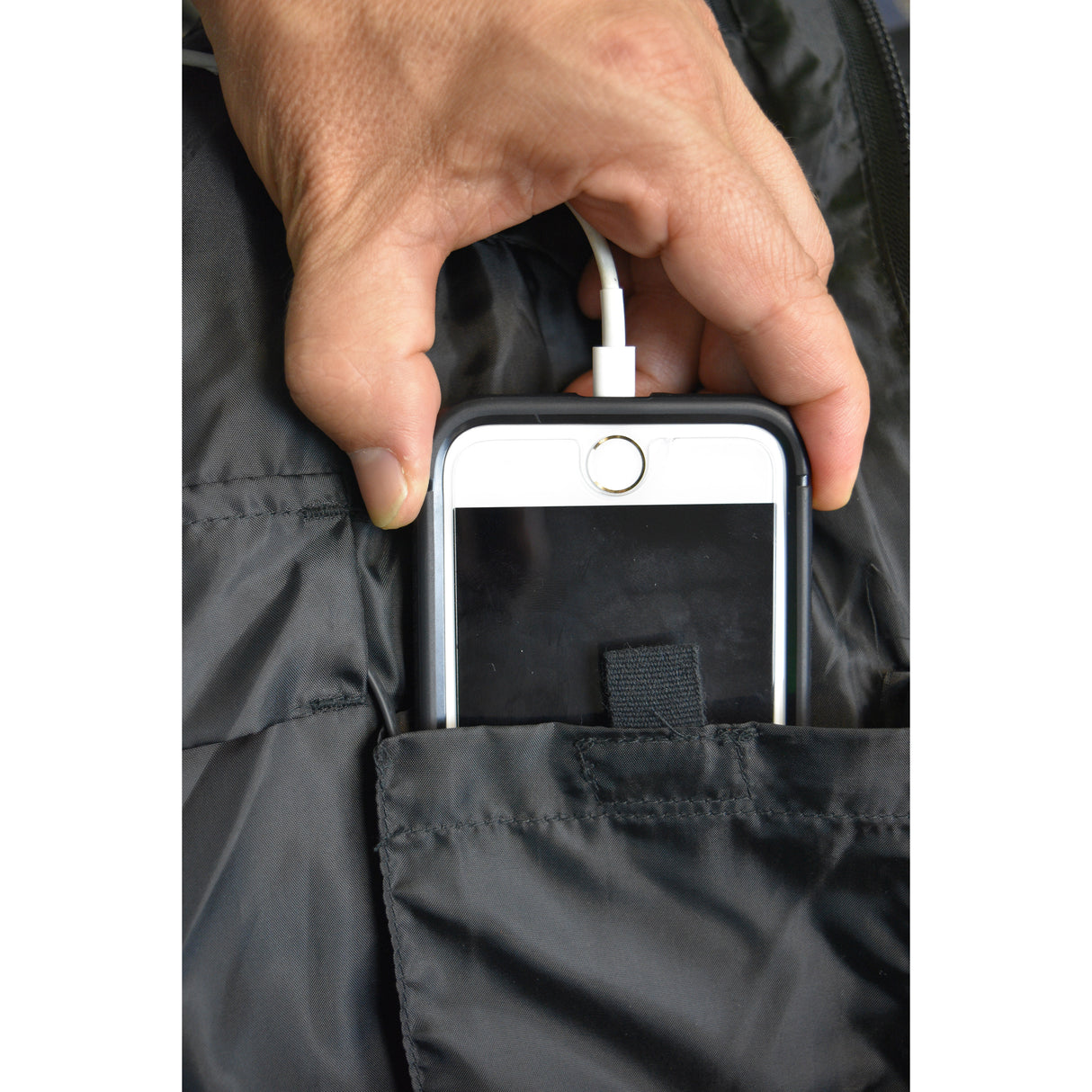 DeWalt DCHJ075B Black Quilted Heated Jacket (Bare) - 5