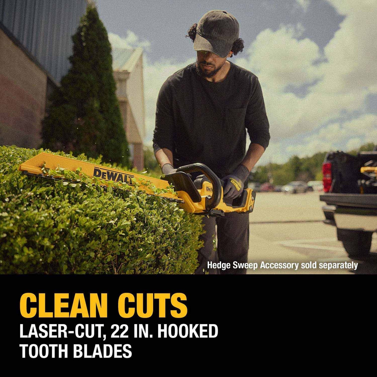 DeWalt DCHT821P1 DEWALT 20V MAX 22" Hedge Trimmer Kit - 10