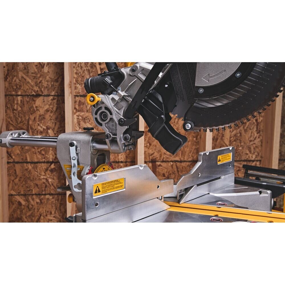 DeWalt DCS785WW1 20V MAX* XR 12" Double Bevel Sliding Miter Saw Kit - 13