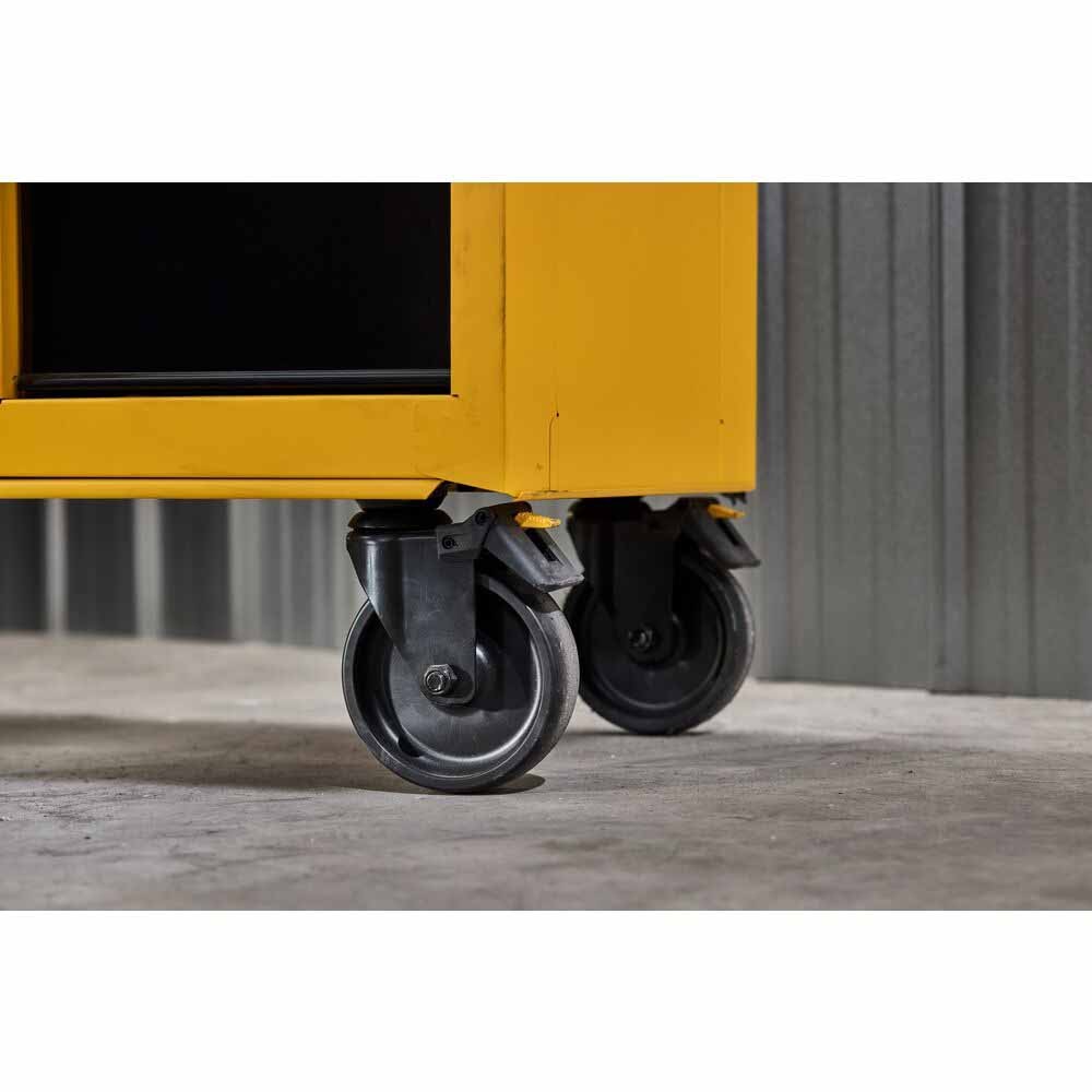 DeWalt DWST52082 52" Wide 8-Drawer
Rolling Tool Cabinet - 8