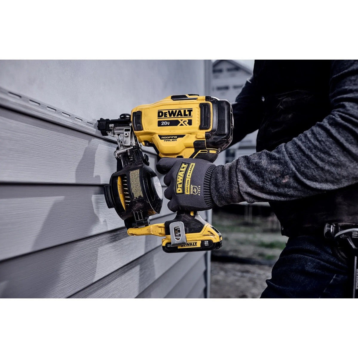 DeWalt DZNRNVSA Vinyl Siding Adapter for Cordless Roofing Nailers 2.415" x 1.44" x 1.732" - 3