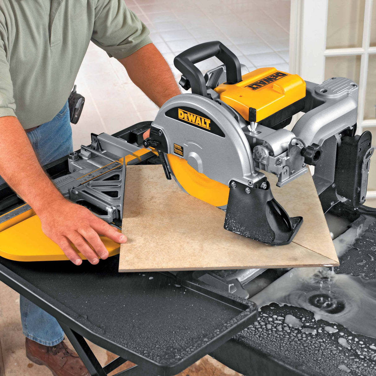 DeWalt D24000 Heavy-Duty 10" Wet Tile Saw - 5
