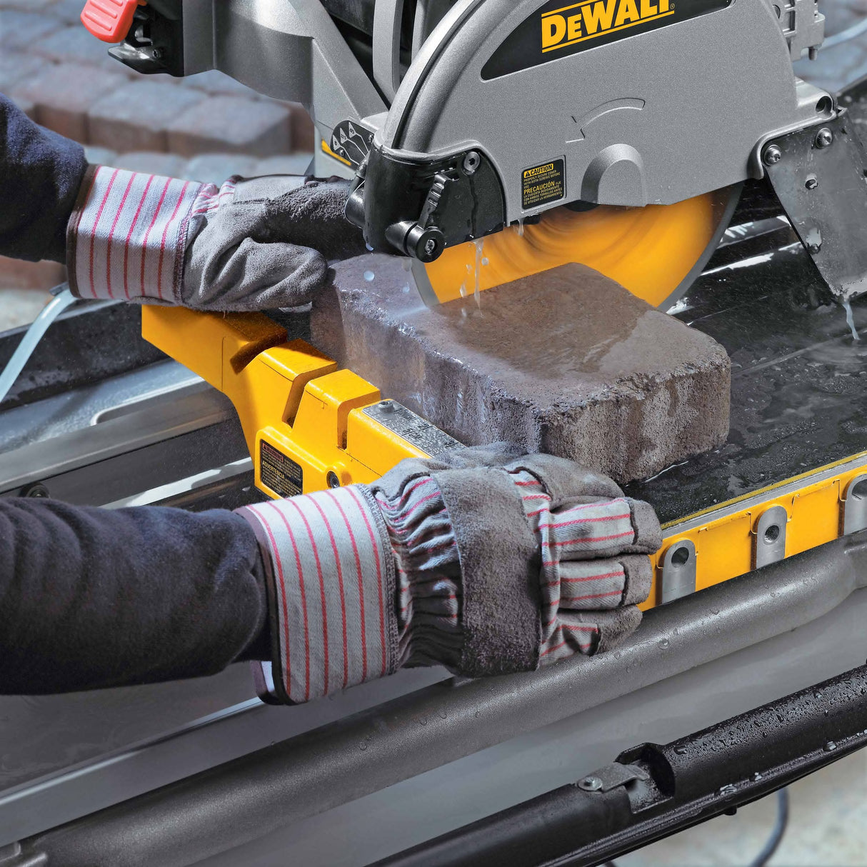 DeWalt D24000 Heavy-Duty 10" Wet Tile Saw - 10