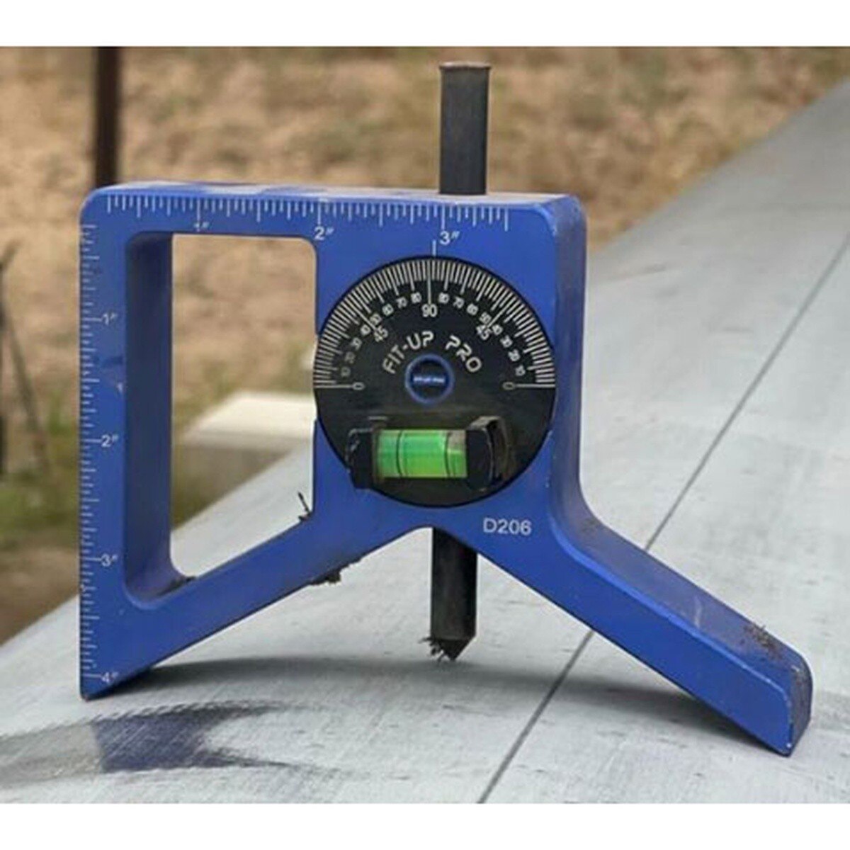 Fit-Up Pro D206 Magnetized Pipe Centering Finder with Punch and Multi-Tool 8 x 8" - 4