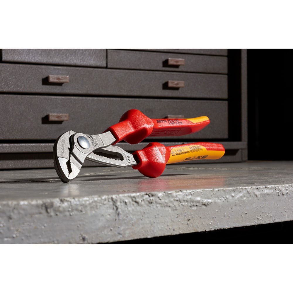 Fluke 5067259 INPP10 Insulated Pump Pliers, Fast Adjustable, 10" 1000V - 3