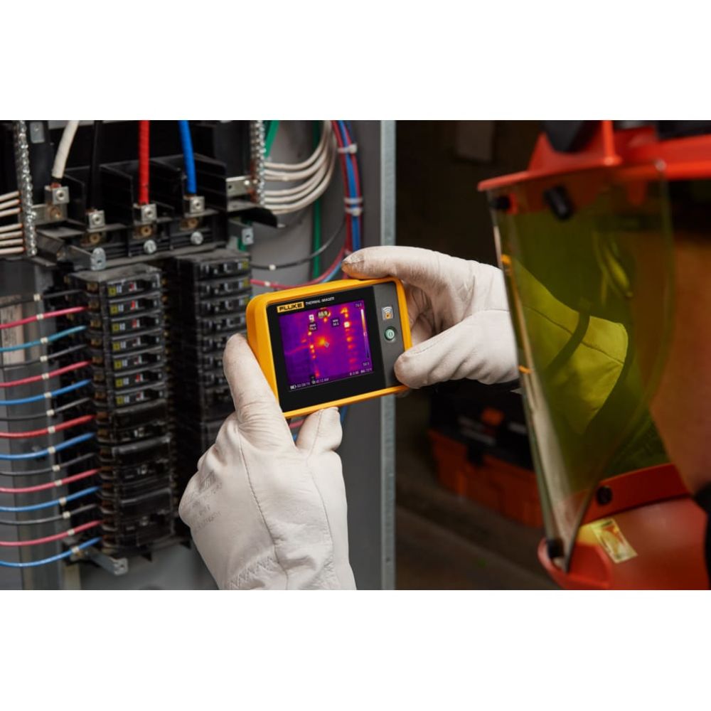 Fluke 5302512 FLK-PTI120 9HZ - 400C 120X90 Thermal Imager; BY2; 9 HZ; 400C - 6