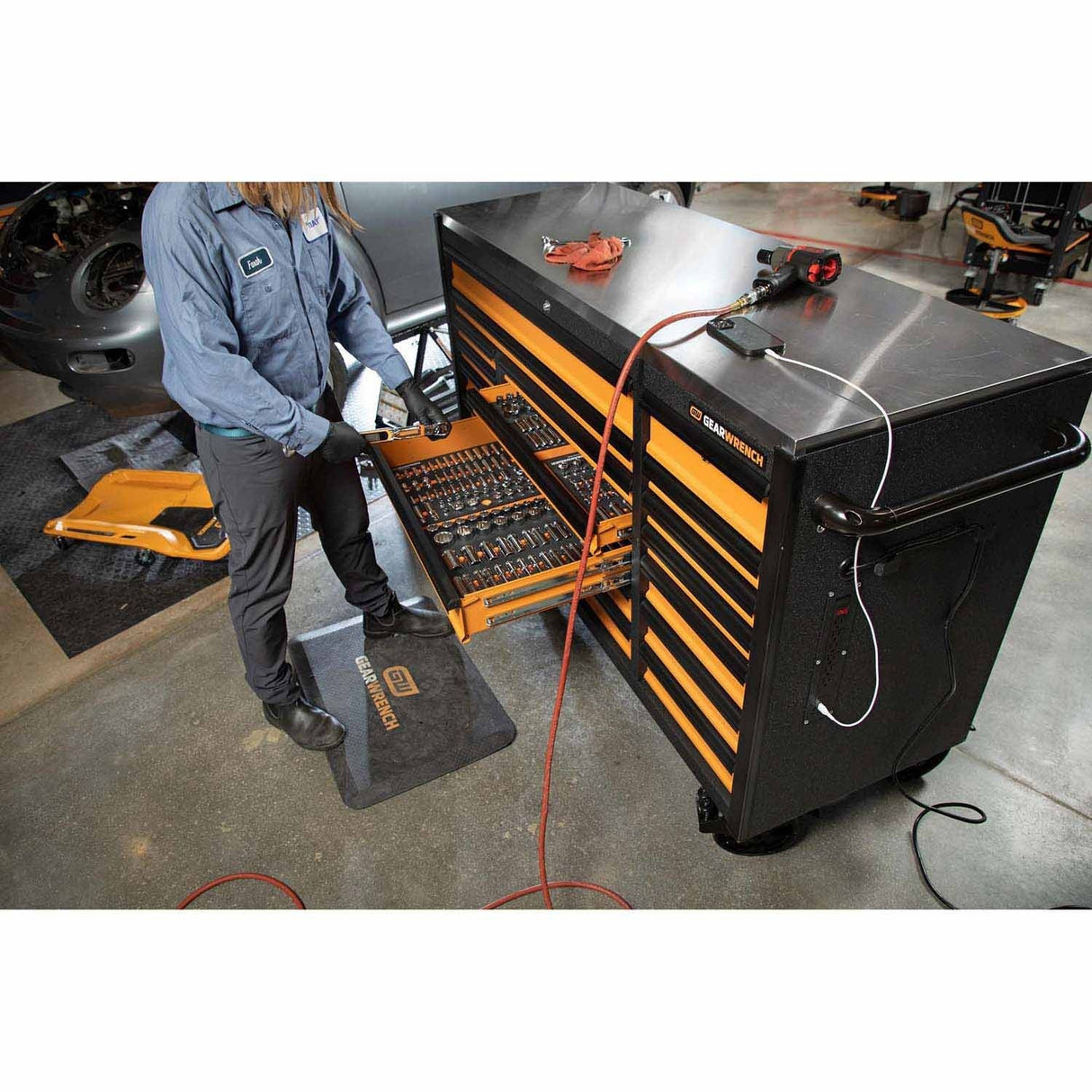GEARWRENCH 83248 72" 18 Drawer GSX Series Rolling Tool Cabinet with Stainless Steel Worktop - 7