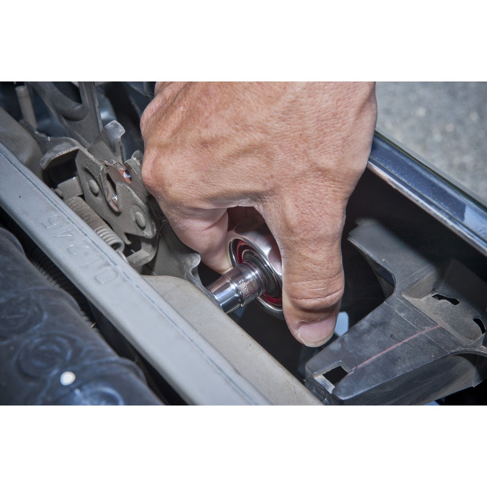 GearWrench 81270 3/8" Drive 72-Tooth Gimbal Ratchet - 4