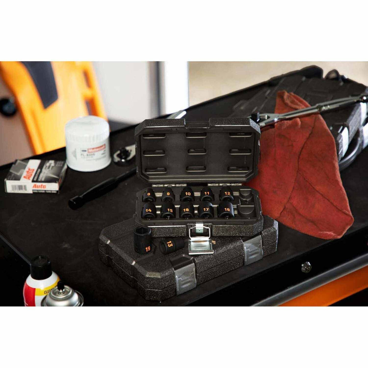 GearWrench 84930H 12 Piece 1/2" Drive 6 Point Metric Hi-Viz Impact Socket Set - 7