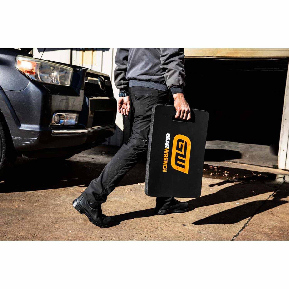 GearWrench GWKPL Large Ultra Comfort Kneeling Pad for Mechanics and Technicians - 7