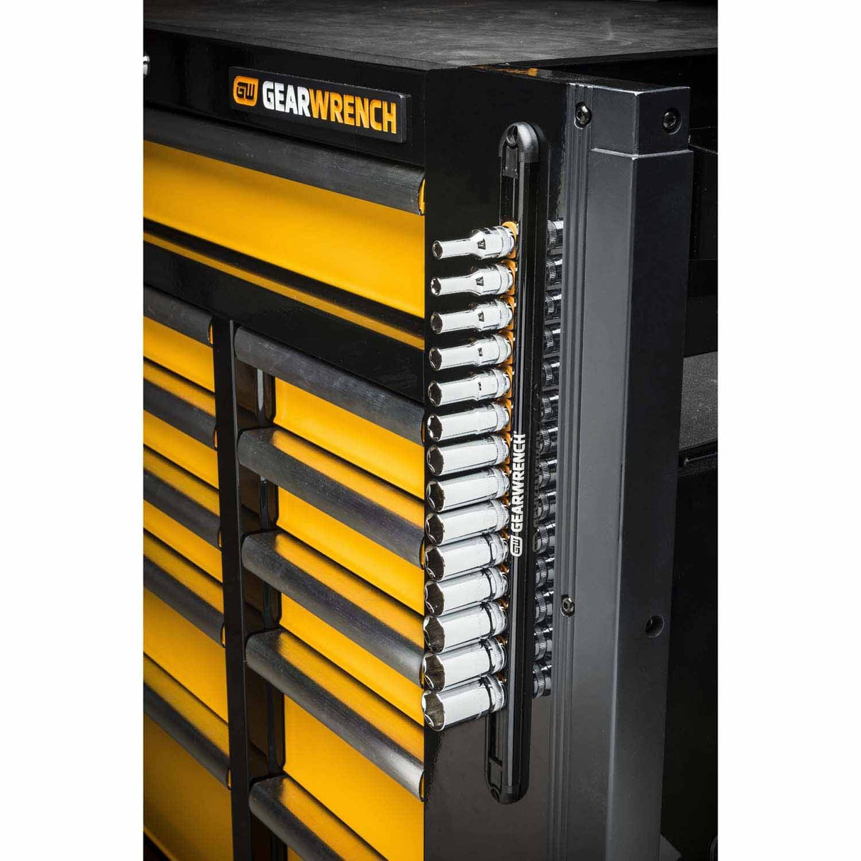 Gearwrench 83126 1/4" Drive Magnetic Socket Rail with 14 Clips - 5