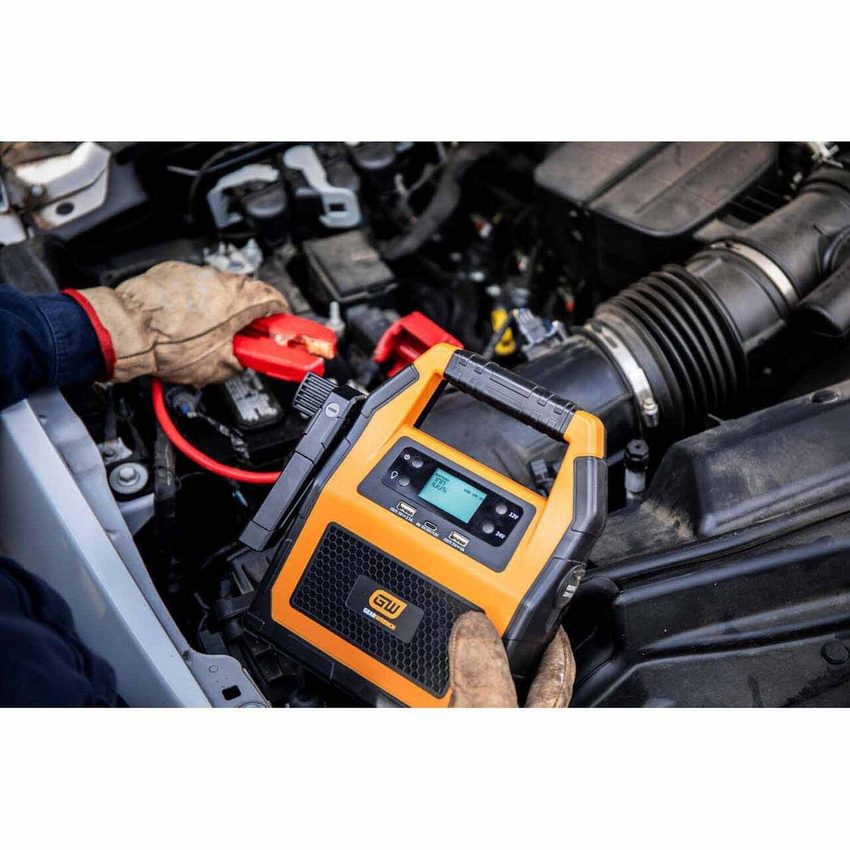 Gearwrench GWLBJ30 3000A Lithium Battery Jump Starter and Powerbank - 9