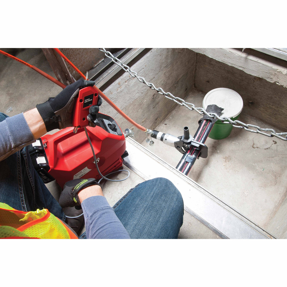 Greenlee SDG105 105 mm Remote Cable Guillotine Cuter - 9