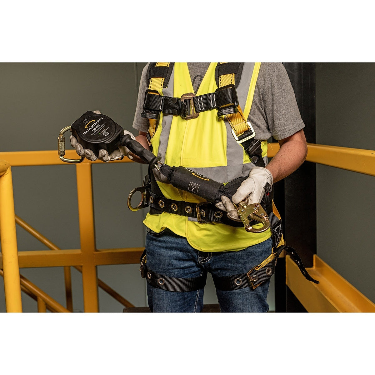 Guardian 4200007 CR3-Edge 10 ft Class 2 Cable Self-Retracting Lifeline with Snap Hook (1 Pack) - 3
