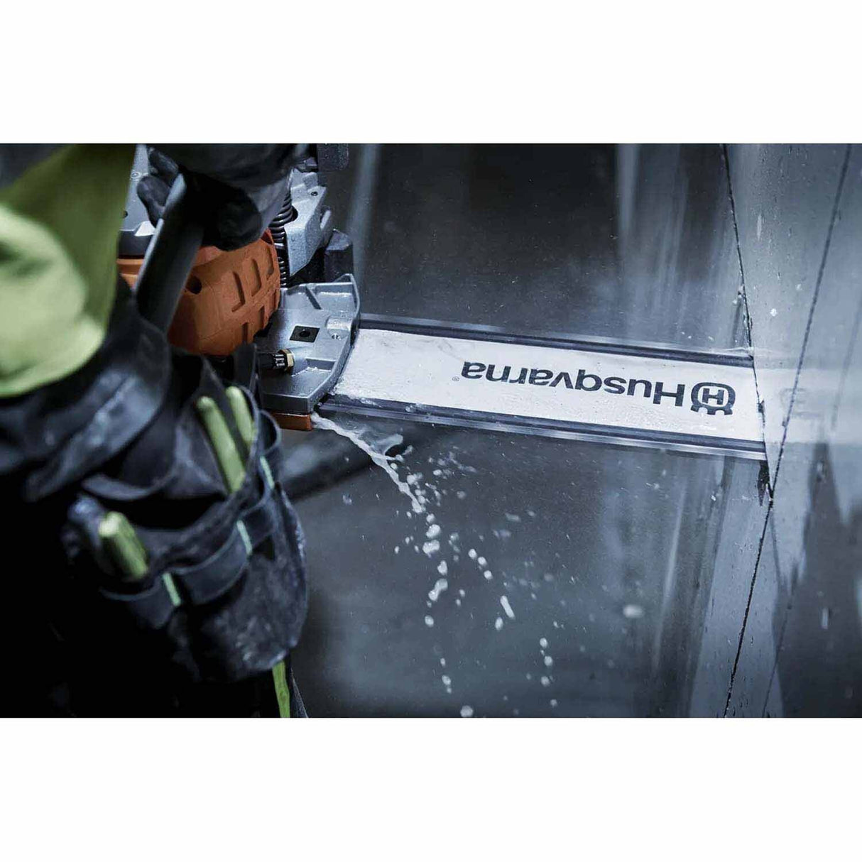 Husqvarna 590329901 14 in. Diamond Chain, 32 Segment, 3/8 in. Pitch - 3