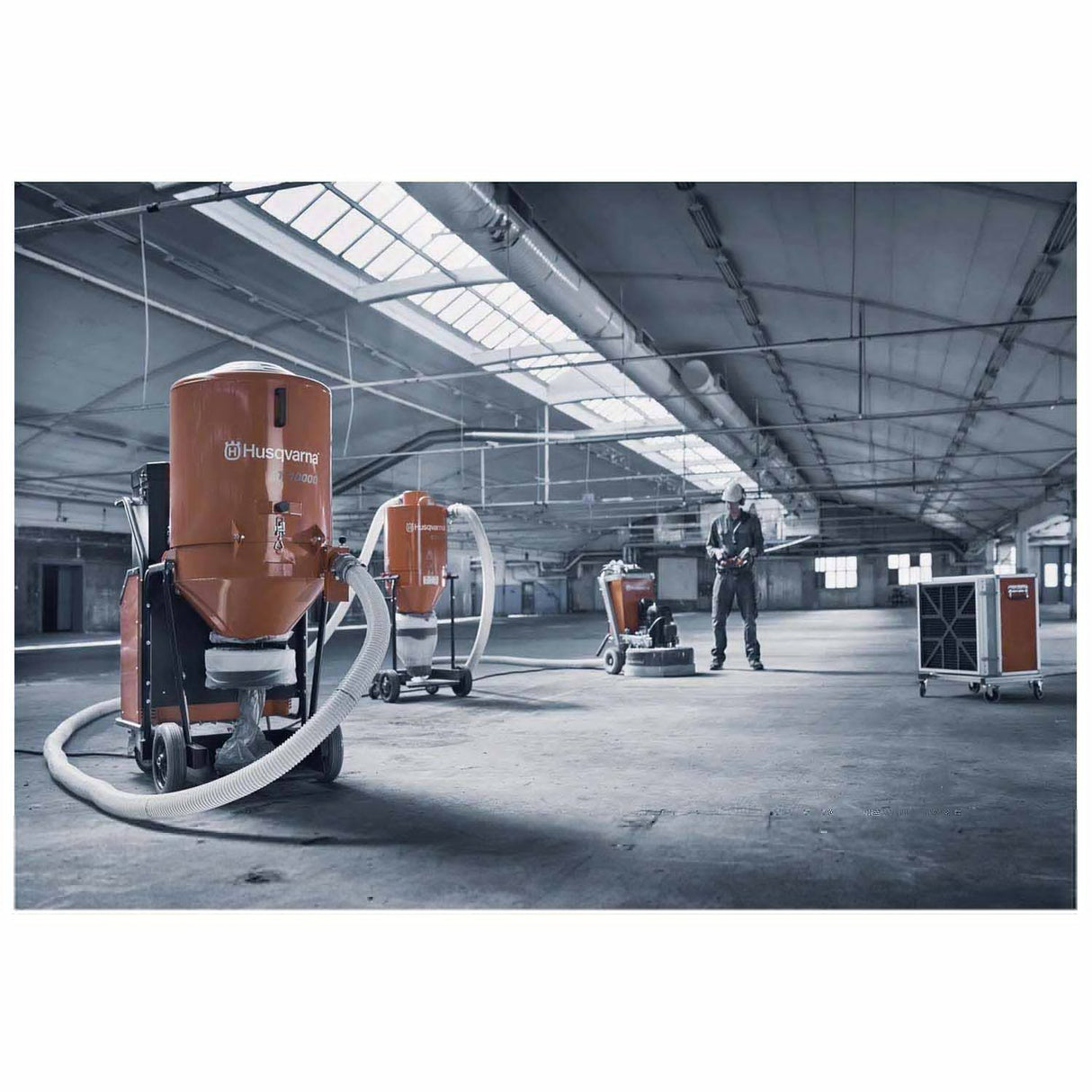 Husqvarna 967664601 C 5500 Industrial Pre-Separator (26 Gallon) - 4