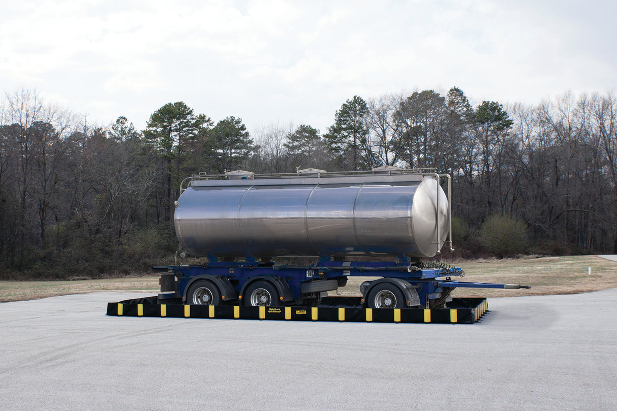 Justrite 28504 Rigid-Lock QuickBerm Plus 12' x 28', 2510 Gal. - 2