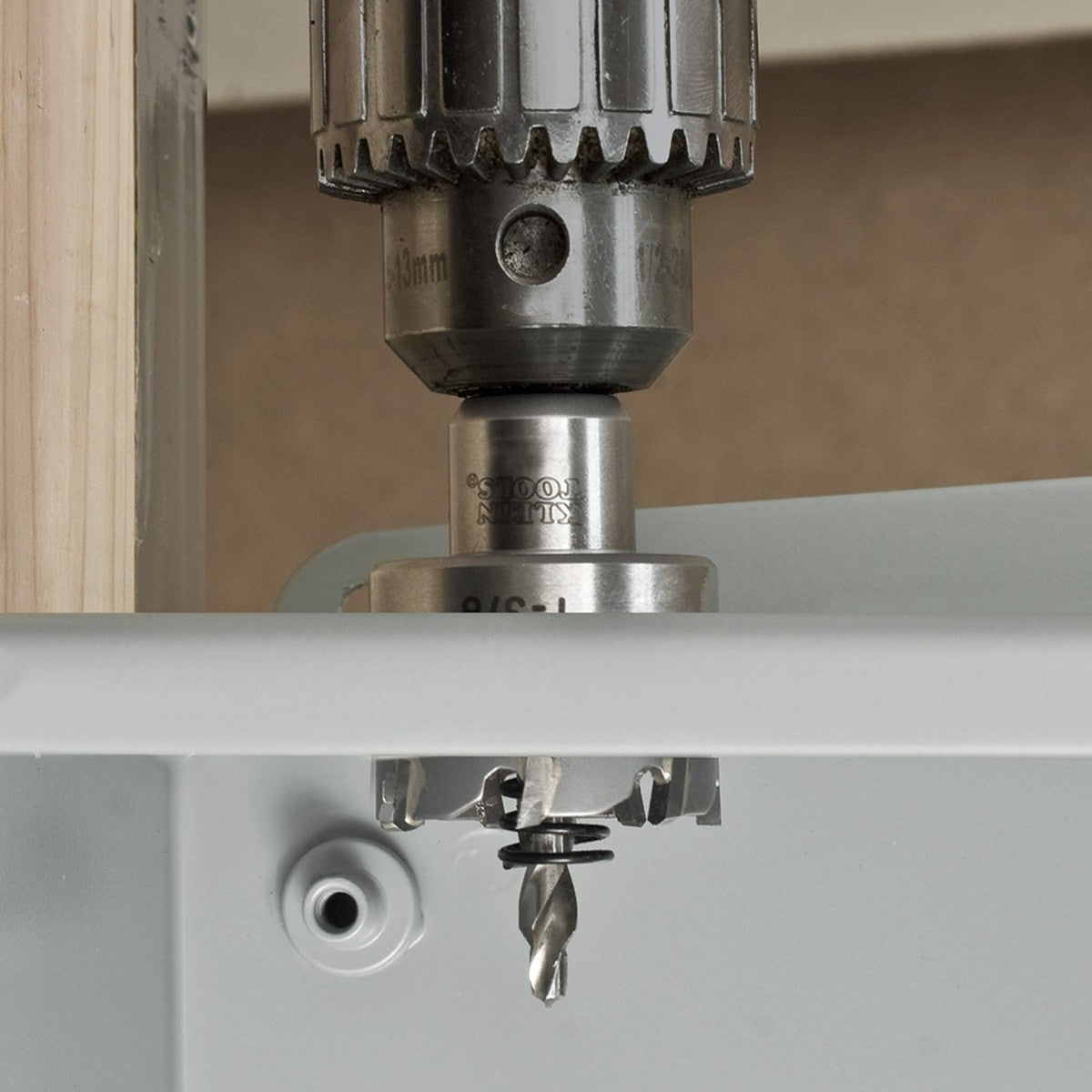 Klein 31875 7/8" Carbide Hole Cutter with Integrated Flange and Split Point Pilot Bit - 9