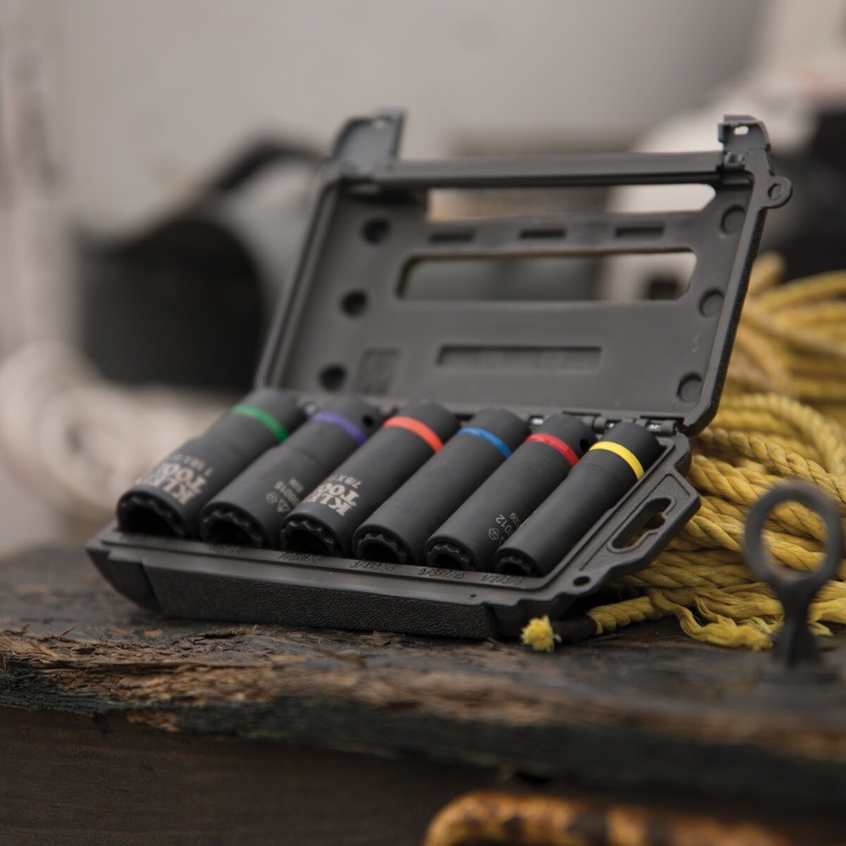 Klein 66015 2-in-1 Impact Socket, 12-Point, 1 in. and 13/16 in., 1/2 in. Drive - 7